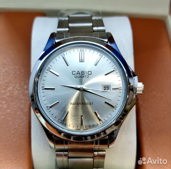 Кварцевые часы Casio