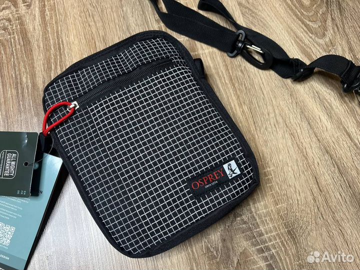 Сумка через плечо Osprey Heritage Black White Grid