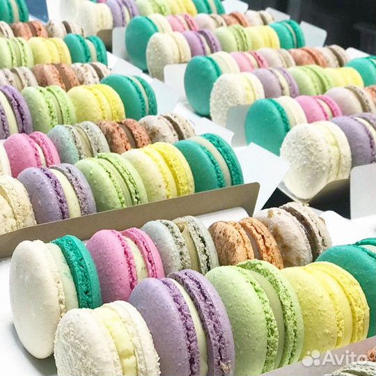 Макаронс (миндальные пирожные) Сочи