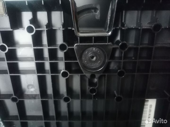 Монитор lg flatron e1942