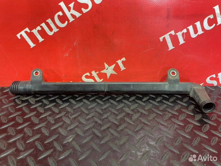 Трубка системы охлаждения двигателя Daf XF106