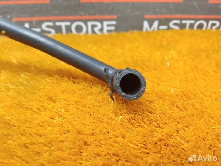 Патрубок системы охлаждения Volkswagen Passat B6