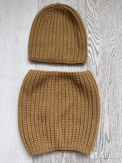 Комплект шапка и снуд