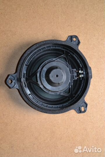 Динамик Toyota Rav4 левый передний