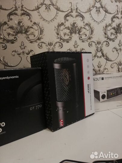 Студийный микрофон sE2200 electronics