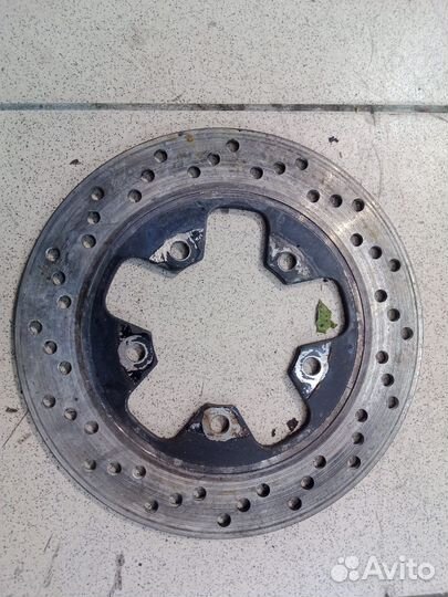 Задний тормозной диск Suzuki GSX-R 1100P 1992