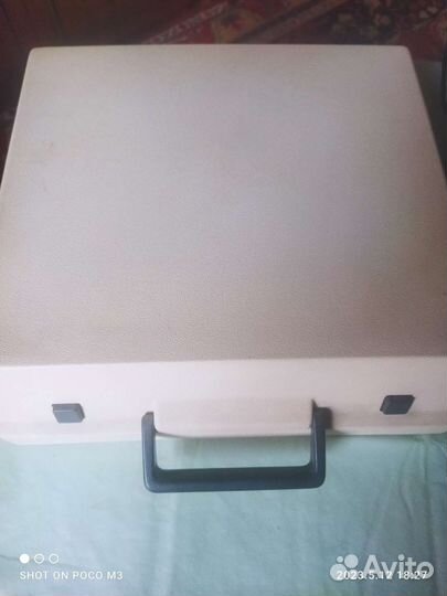 Портативная печатная машинка