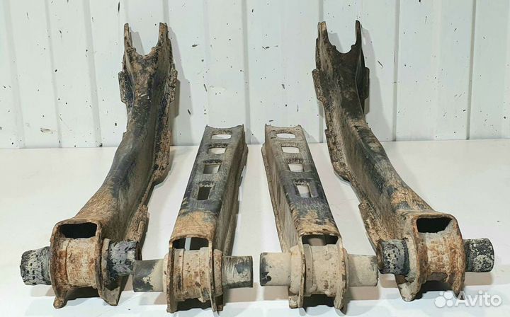 Рычаг задний поперечный Opel Vectra B