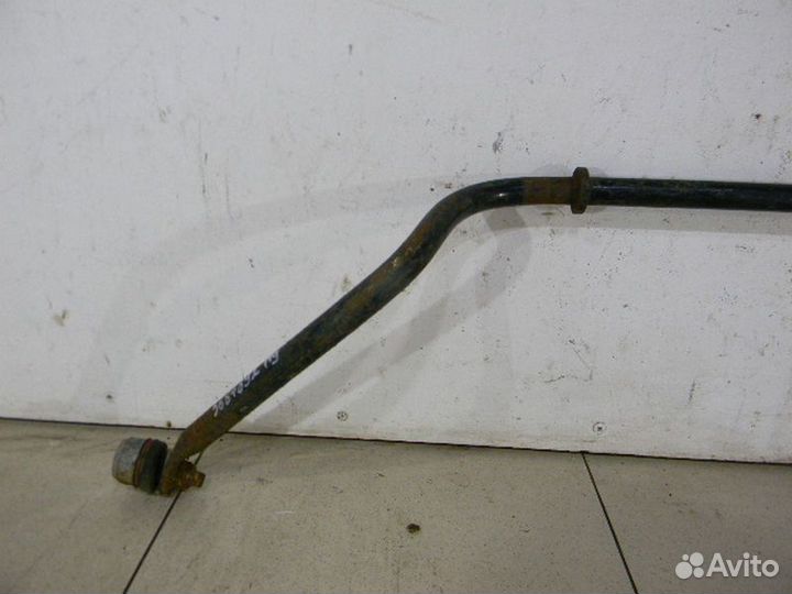 Стабилизатор передний