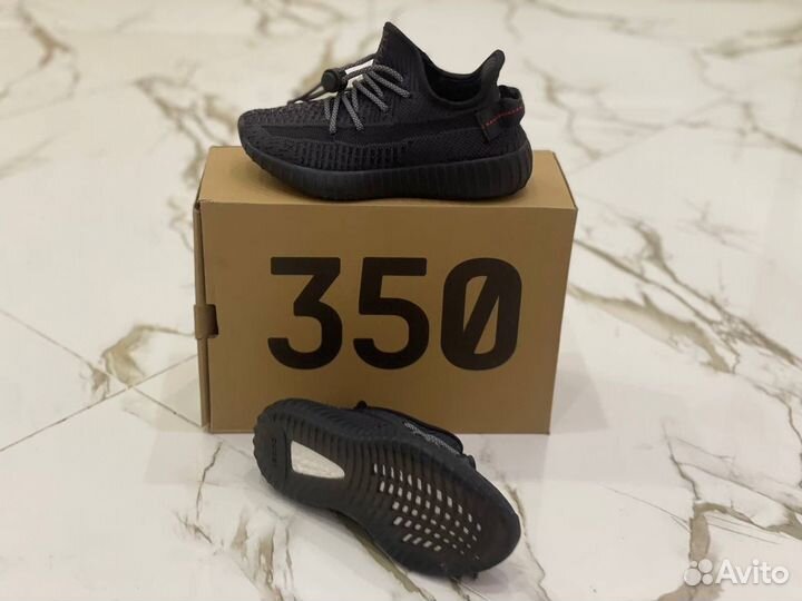 Кроссовки Аdidas Yeezy Вoost 350 размер 32