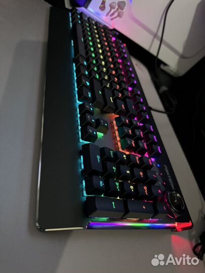 Игровая клавиатура panteon