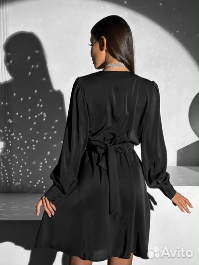 Платье атласное