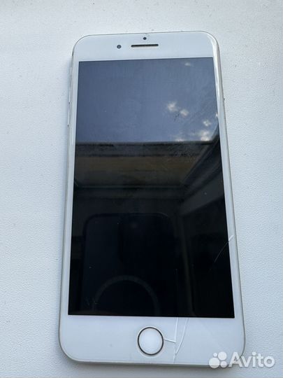 Телефон iPhone 7 plus