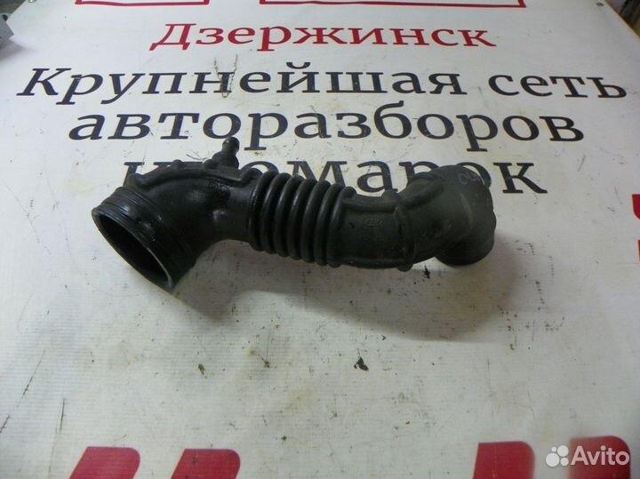 Патрубок воздушного фильтра Kia Sorento