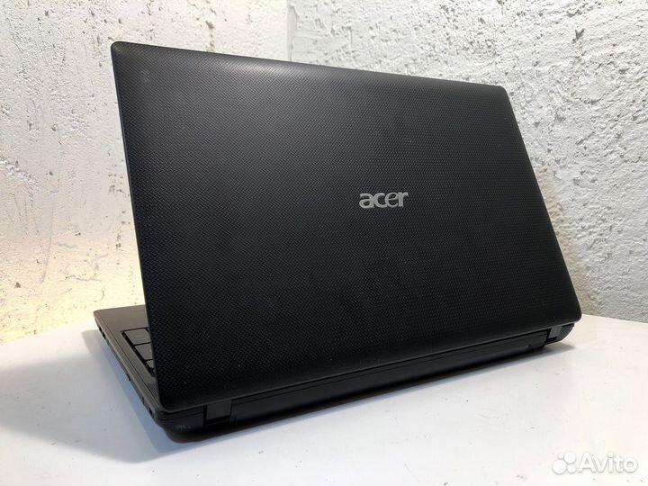 Ноутбук Acer intel i3 / ssd 256gb / gt 420 1gb