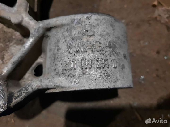 Кронштейн переднего рычага polo 4 fabia 2 roomster