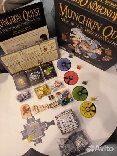 Настольная игра Манчкин квест Munchkin Quest