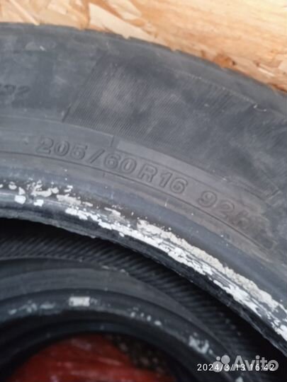 Yokohama Radial 376 205/60 R16