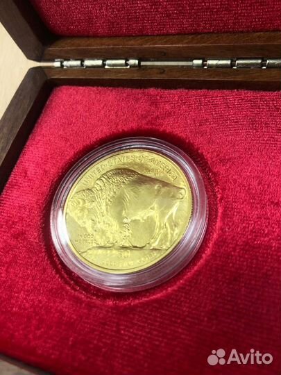 Золотая монета 