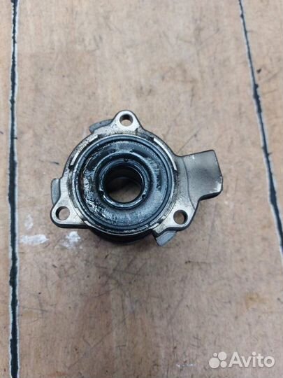 Выжимной подшипник Opel Astra H Z18XER 2008