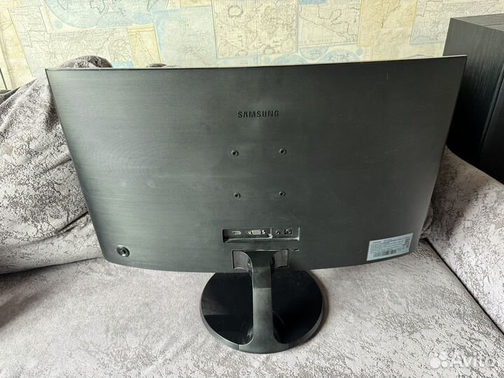 Монитор Samsung 27