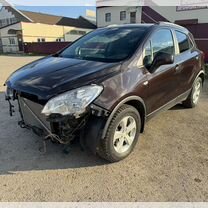 Opel Mokka 1.8 MT, 2013, битый, 102 000 км, с пробегом, цена 699 000 руб.