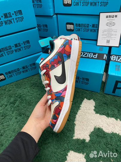 Nike SB Dunk Low Abstract Оригинал Poizon