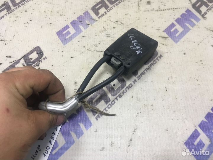 Ответная часть ремня без. задняя Шкода Октавия Тур