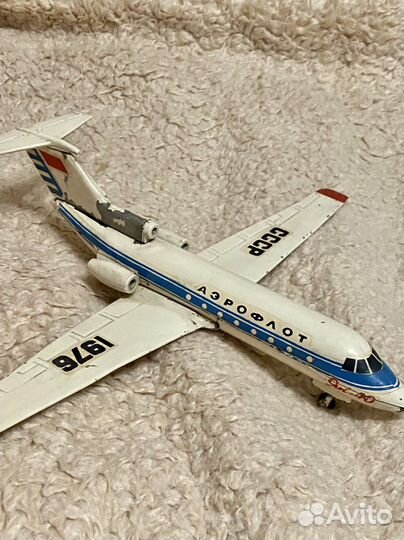 Самолет як-40 СССР