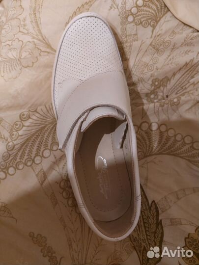 Мокасины медицинские женские 38 размер