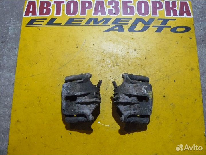 Суппорт тормозной передний Peugeot 307