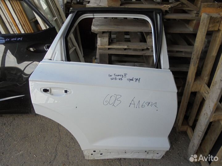 Дверь задняя правая Volkswagen Touareg 3 (2018-нв)