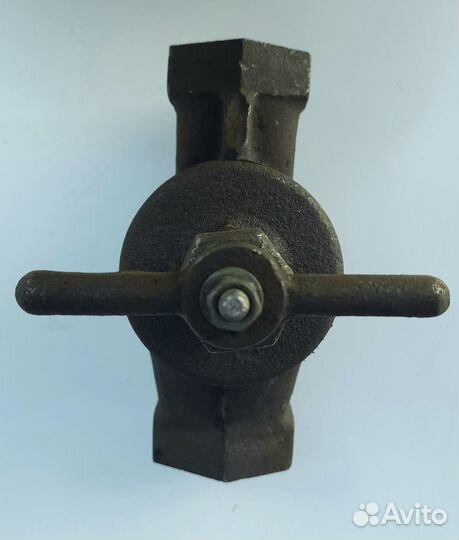 Вентиль чугунный ду 50.Новый