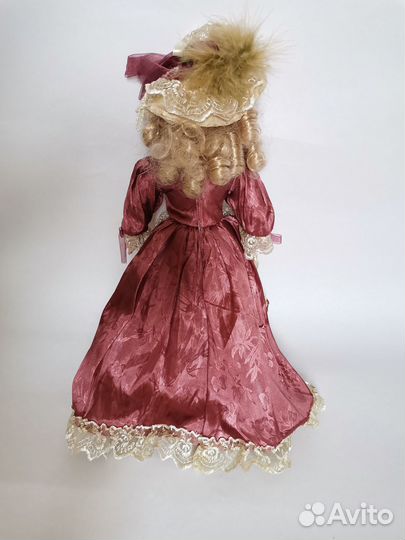 Коллекционная кукла 30 см из керамики фарфора