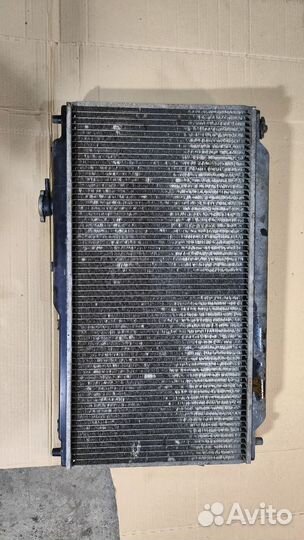 Радиатор охлаждения двигателя Kia Spectra
