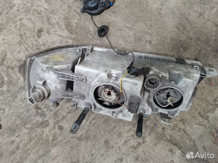 Фара передняя правая на ваз 2110