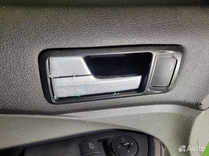 Ручка внутрення двери передней левой на Ford C-MAX