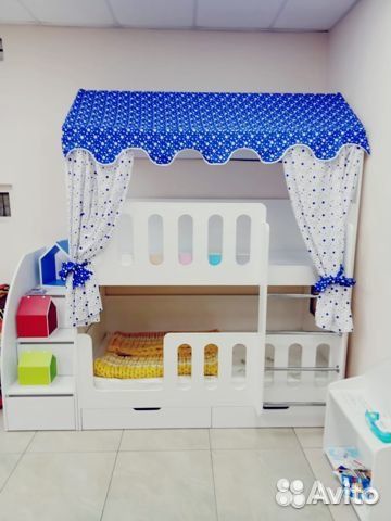 Двухъярусная кровать