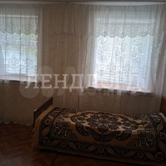 2-к. квартира, 47 м², 1/2 эт.