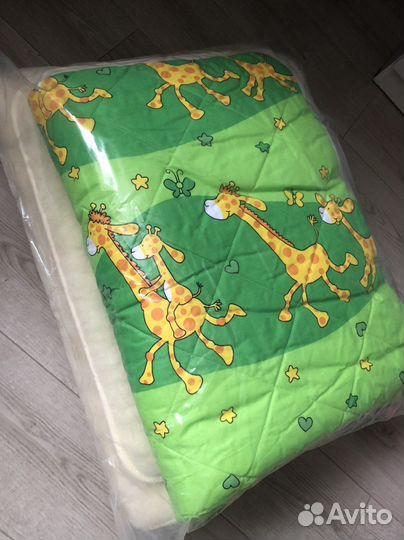 Детский комплект в кроватку Lama Gold.Новый