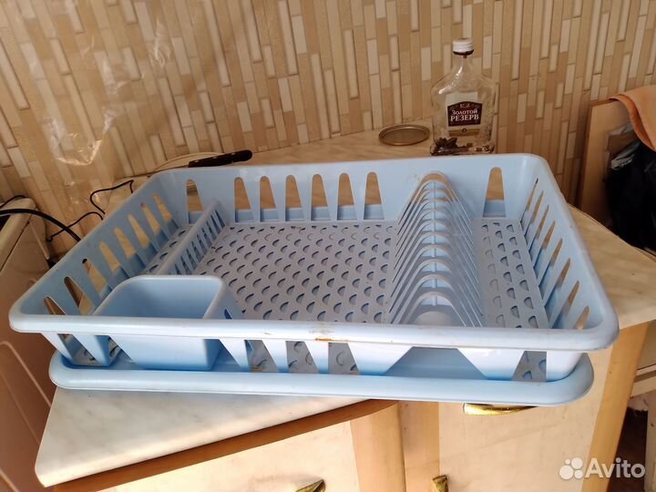 Настольная сушилка для посуды. Пластмасса
