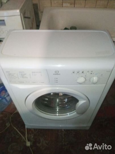 Стиральная машинка Indesit