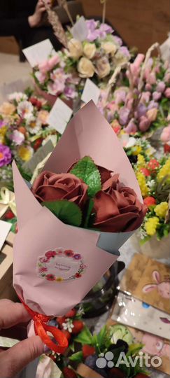 Букет из пенных роз