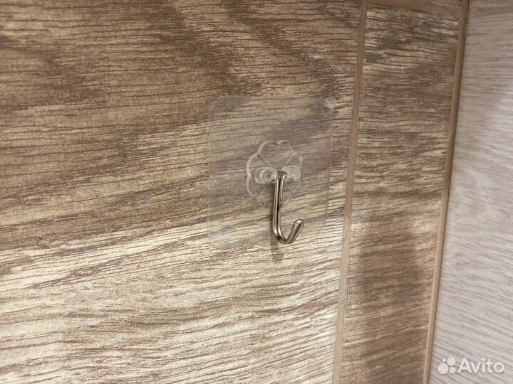 Крючок для ванной