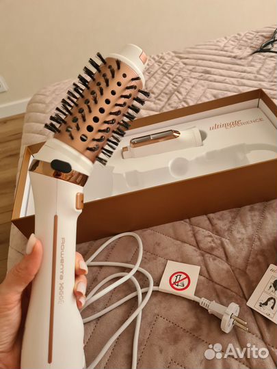 Фен-щетка Rowenta Ultimate Care CF9720F0