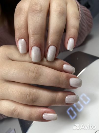 Маникюр гельлак