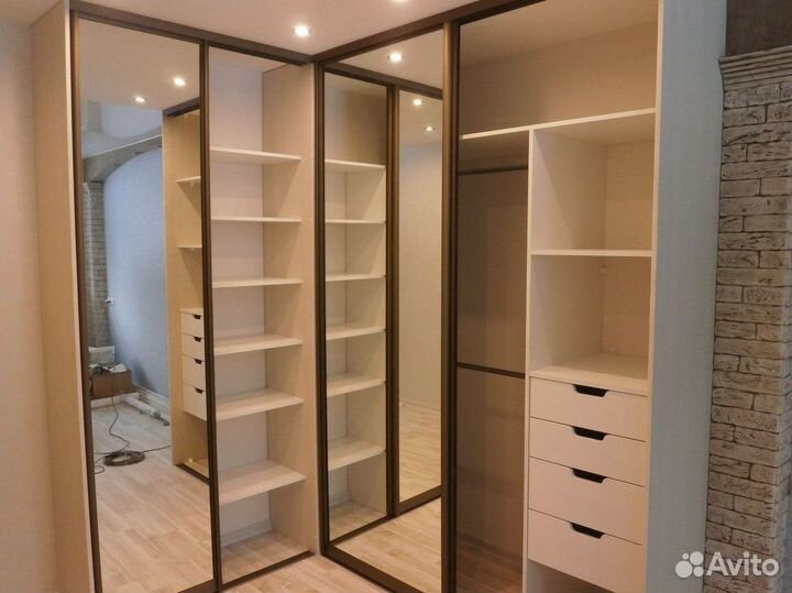 Шкаф для одежды