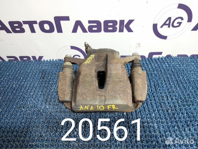 Суппорт Toyota RAV4