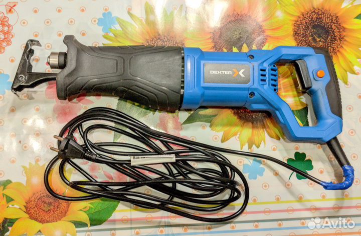 Сабельная пила сетевая Dexter 900W