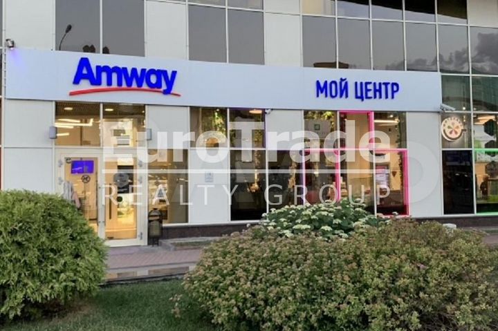 Сдам торговое помещение, 617 м²